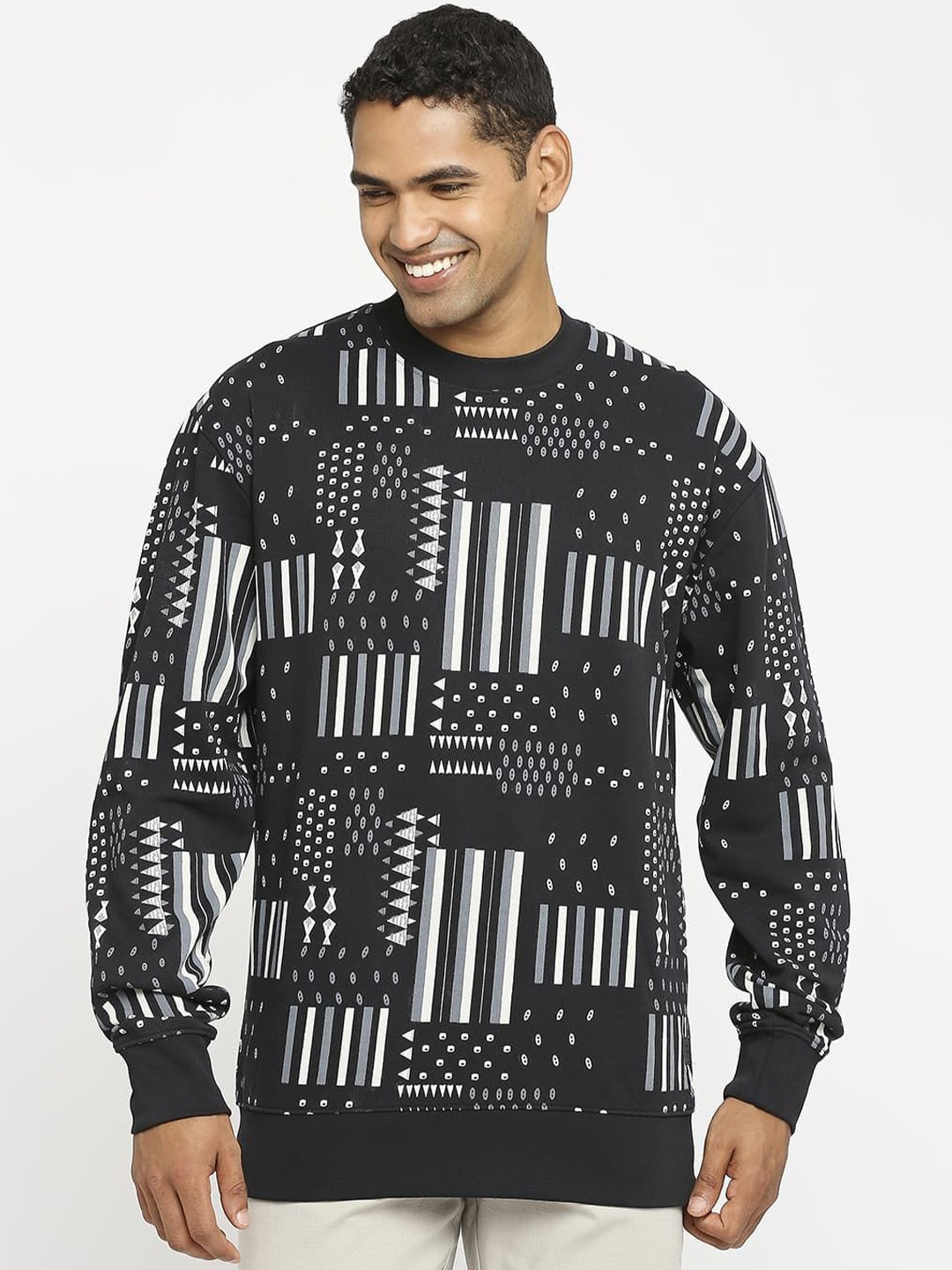 

Basics Men Printed Sweatshirt, Black