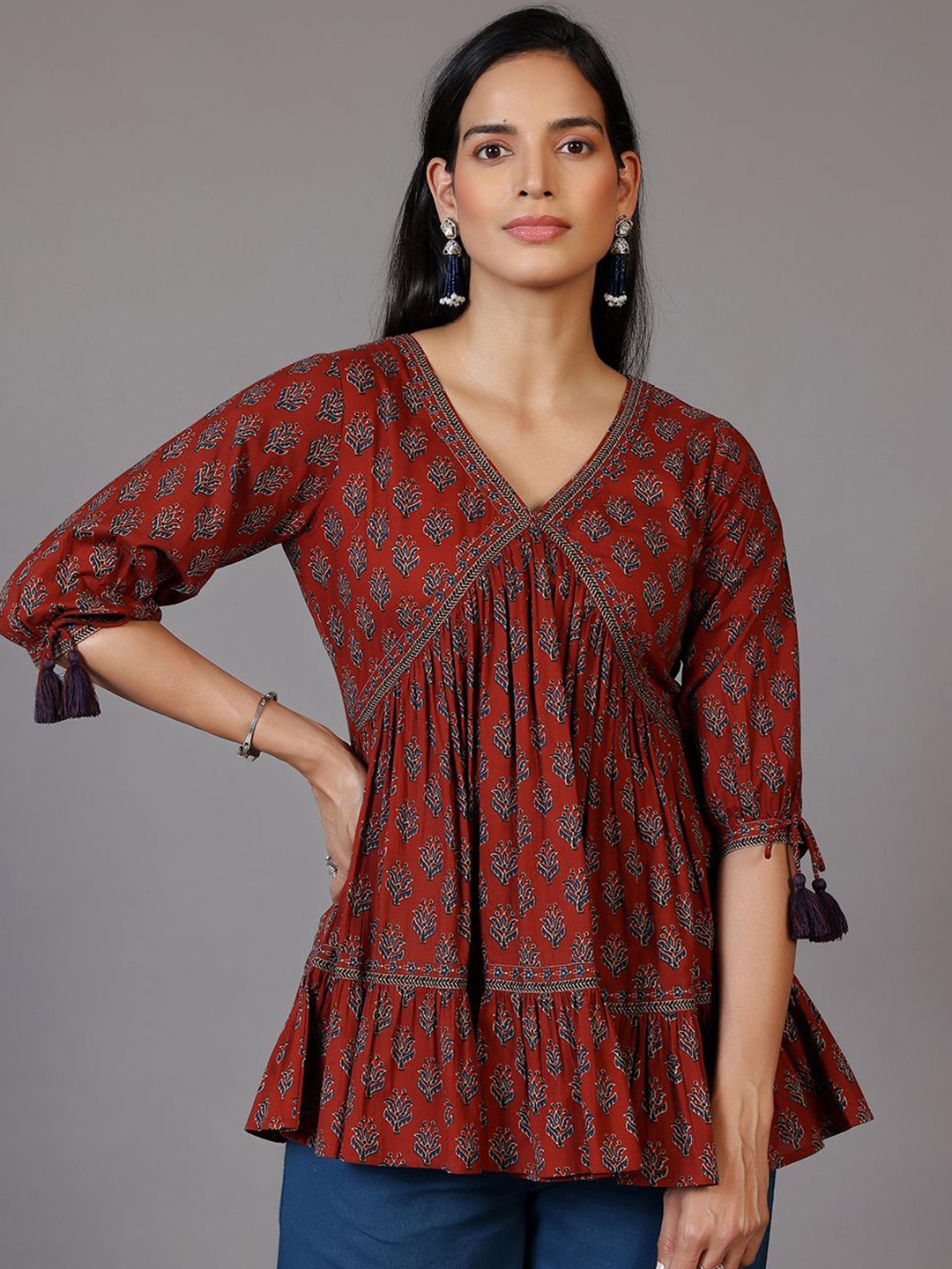 

Libas Floral Printed V-Neck Pure Cotton Panelled Kurti, Rust