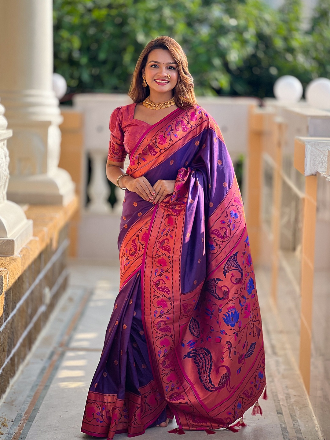 

YAVIRA SILK Woven Design Zari Pure Silk Paithani Saree, Purple