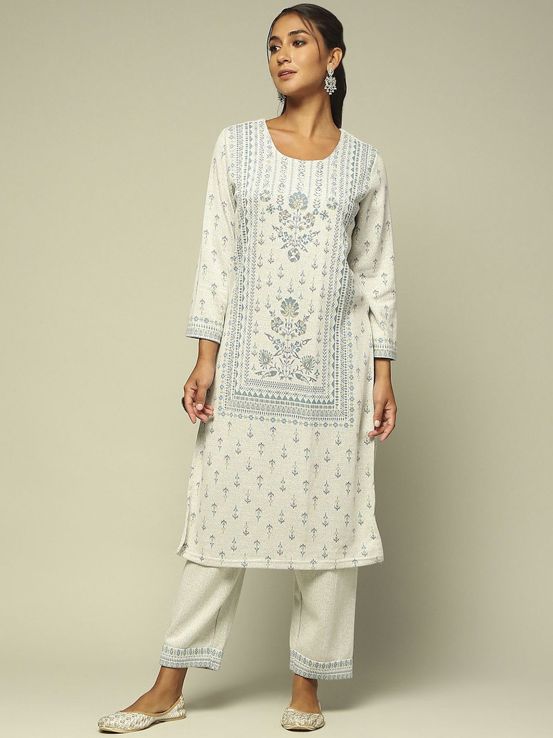 

Rangriti Women Ethnic Motifs Printed Regular Kurta with Trousers, Grey
