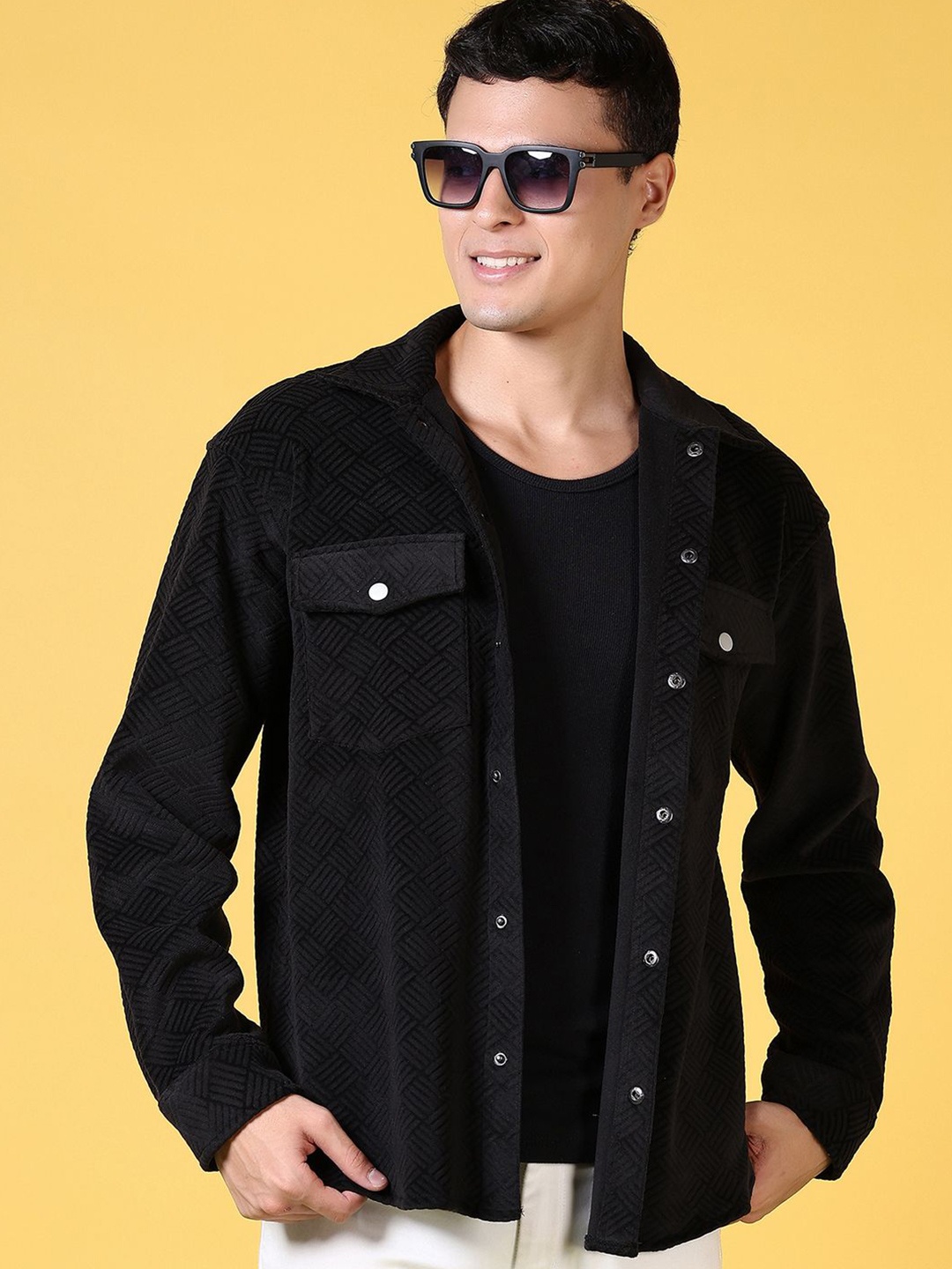 

V-Mart Men Sweatshirt, Black