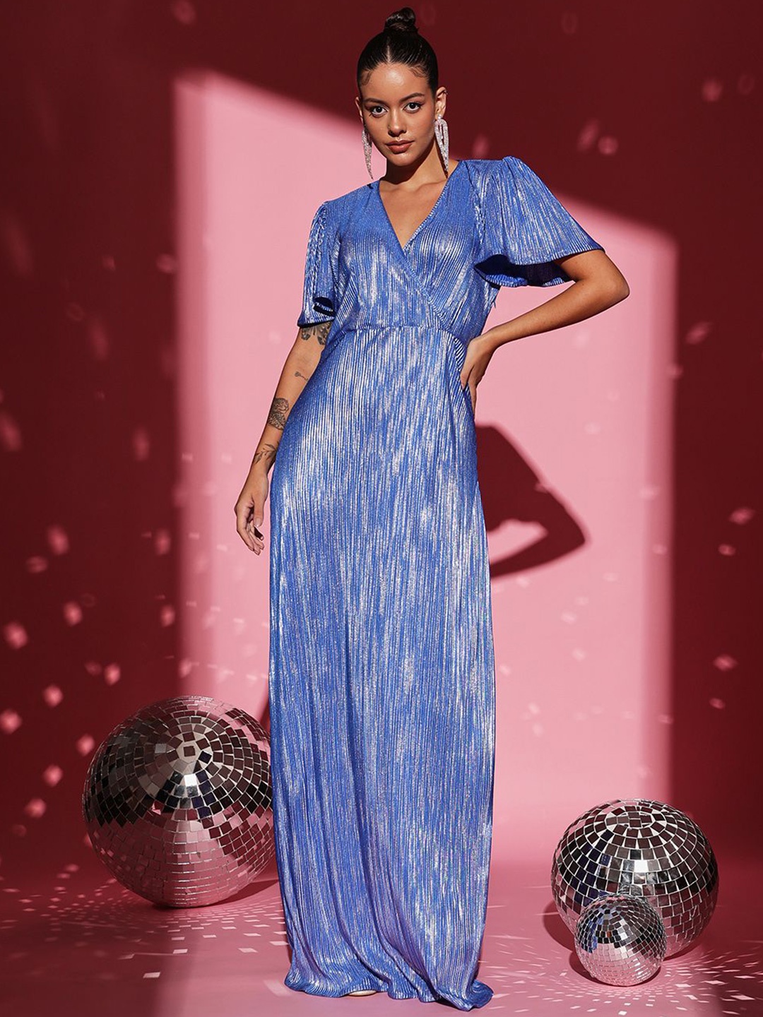 

The Roadster Lifestyle Co Striped V-Neck Maxi Dress, Blue