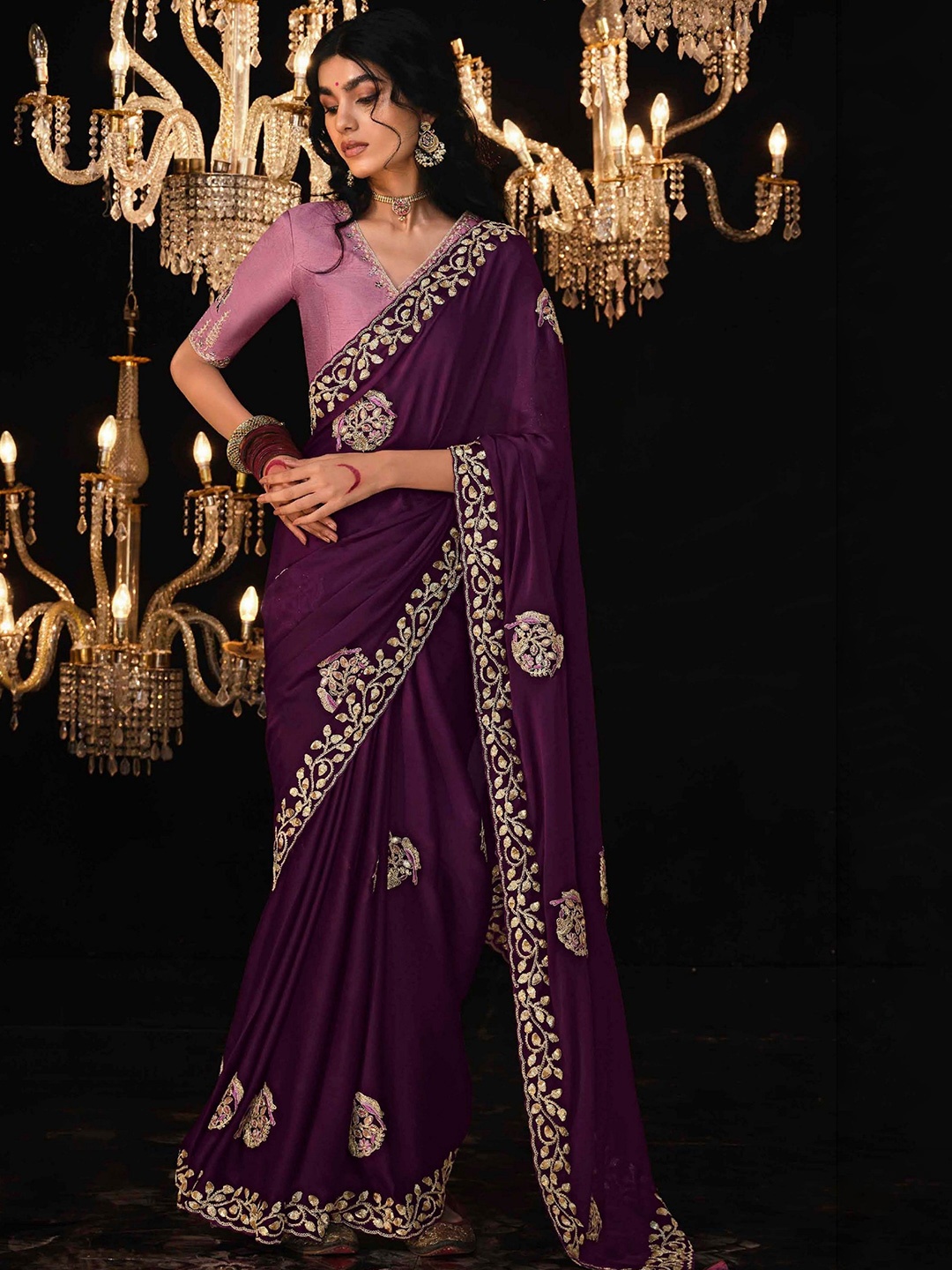 

MAHALASA Ethnic Motifs Embroidered Tissue Saree, Purple