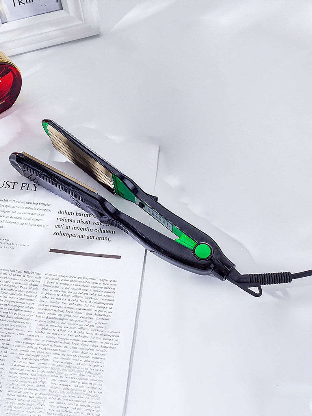 

vng Hair Crimper with Advanced Ceramic - Black