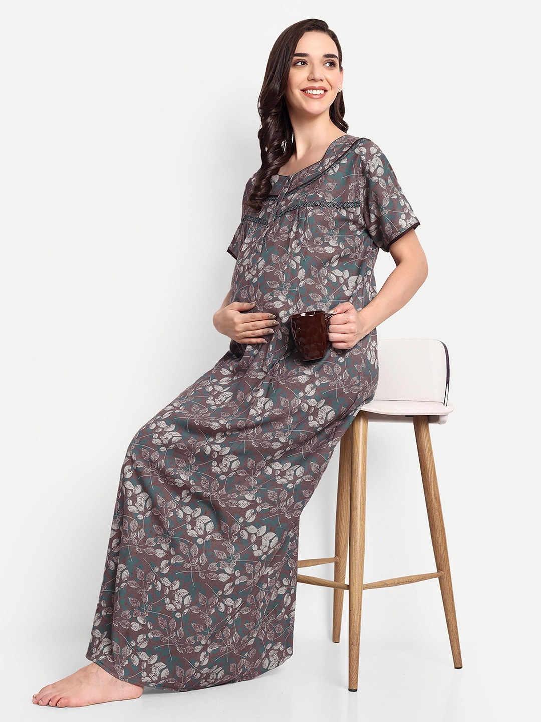 

THE MAMA KLUB Printed Maxi Nightdress, Brown