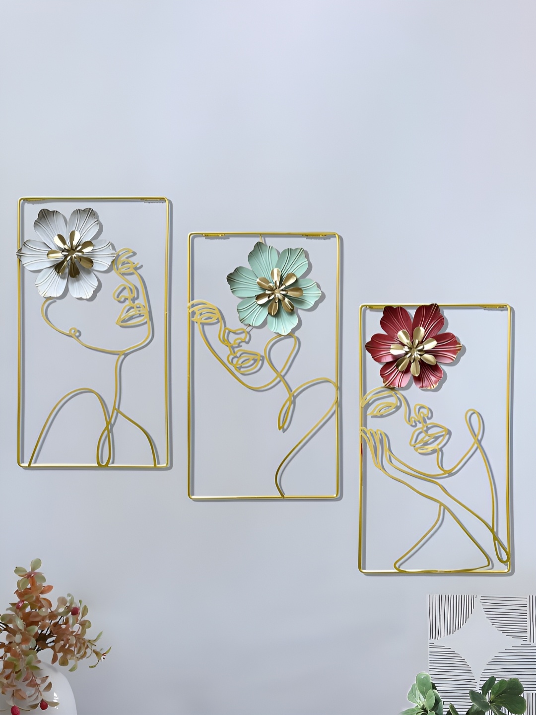 

Art Street Pink & Gold-Toned 3 Piece Synthetic Wood Floral and Botanical Wall Paintings