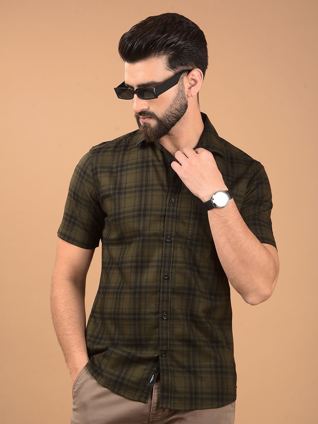 

Crimsoune Club Men Classic Spread Collar Tartan Checked Cotton Slim Fit Casual Shirt, Olive