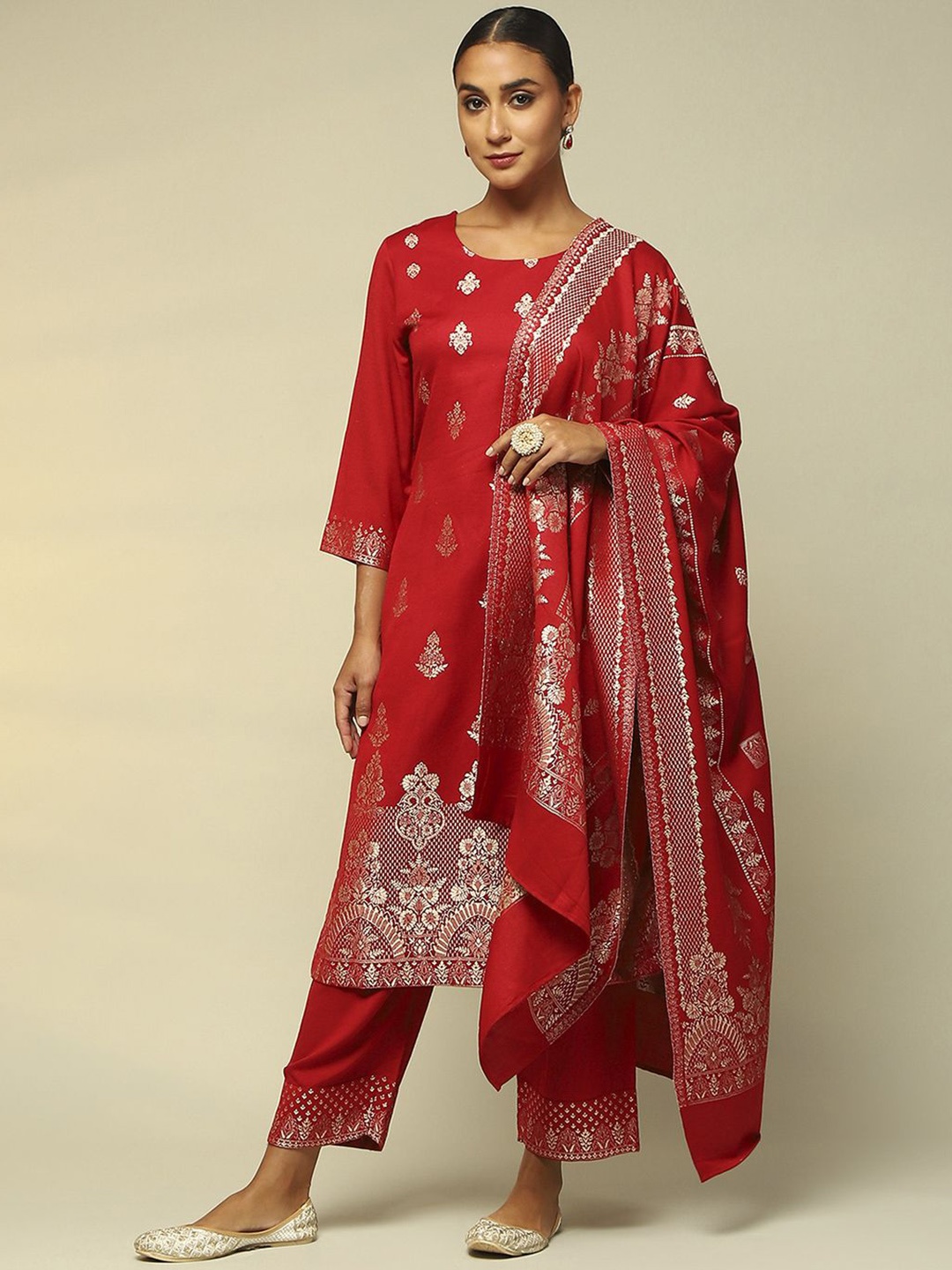 

Rangriti Women Regular Kurta with Palazzos & With Dupatta, Red