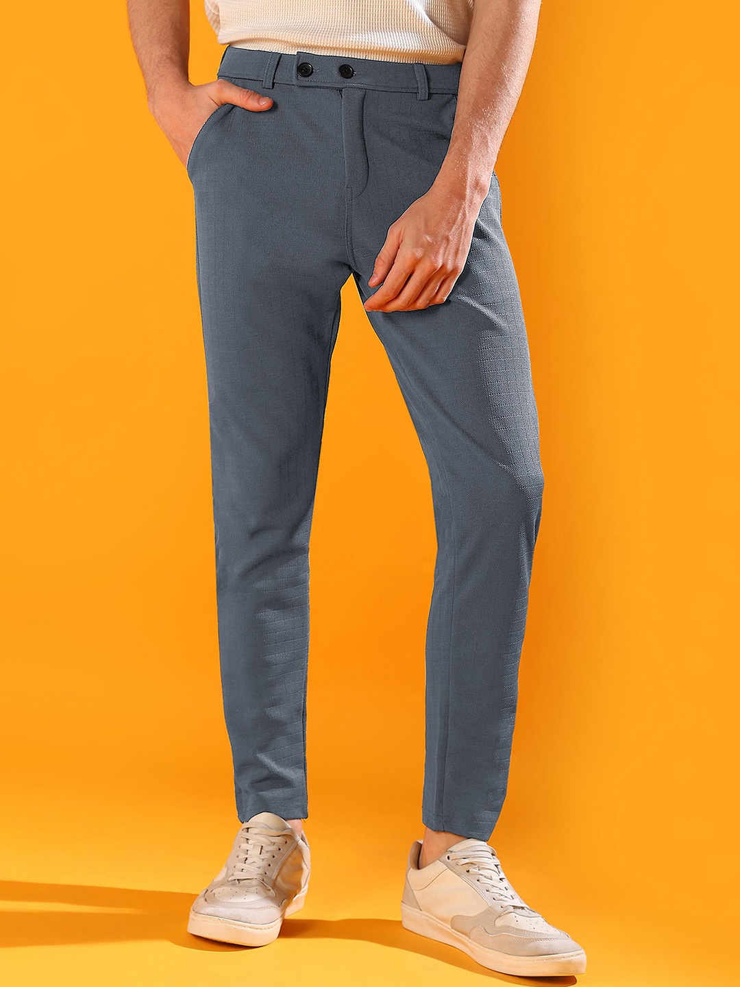 

INDICLUB Men Trousers, Grey