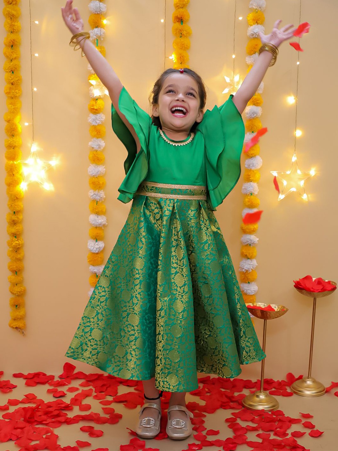 

BownBee Girls Flutter Sleeves Fit & Flare Dress, Green