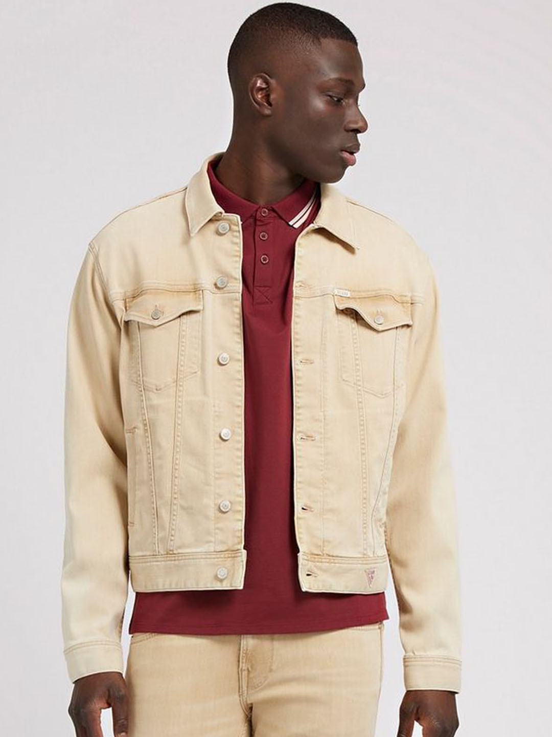 

GUESS Men Denim Jacket with Embroidered, Beige