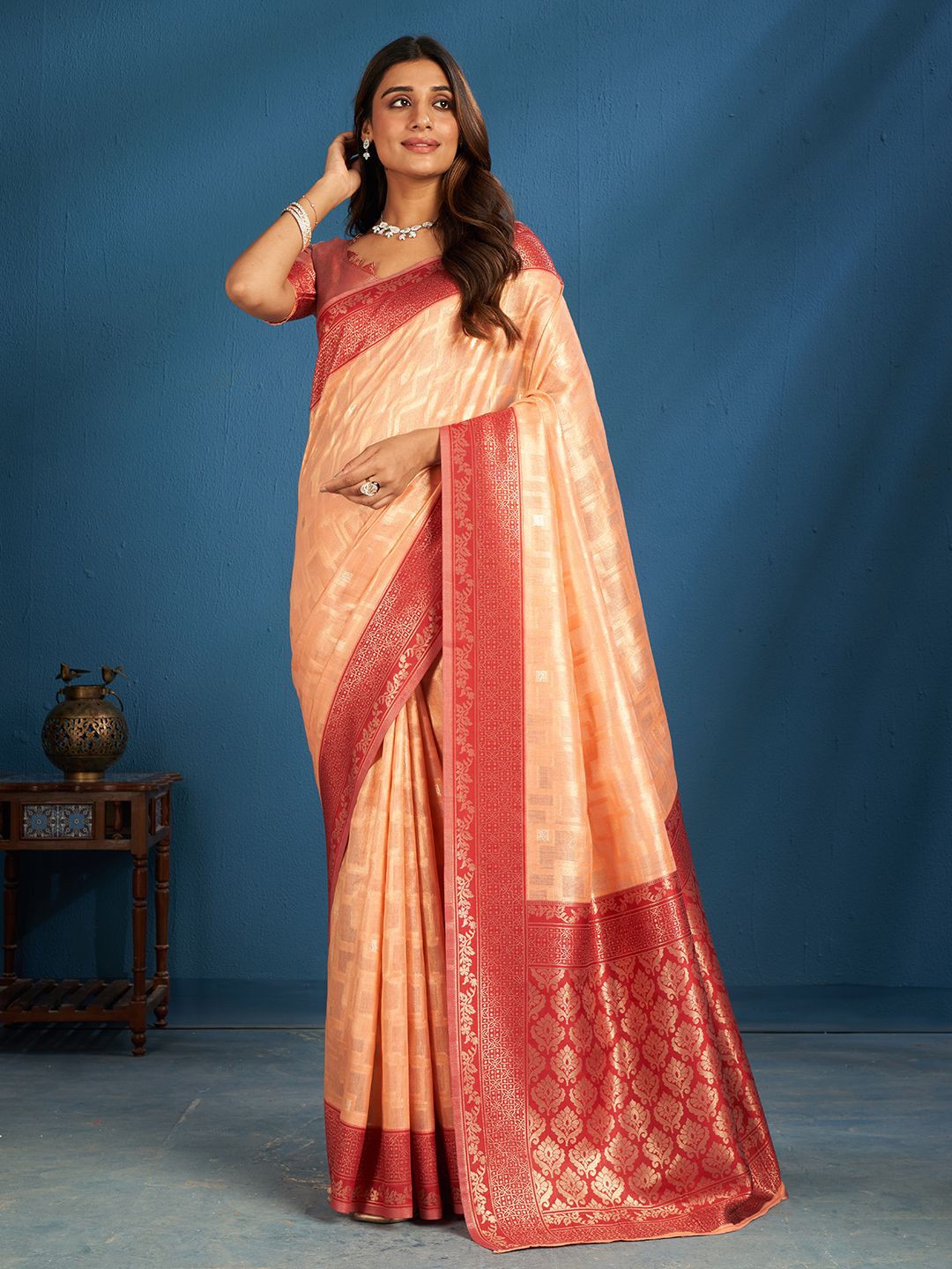 

SARHA Woven Design Zari Silk Cotton Saree, Peach