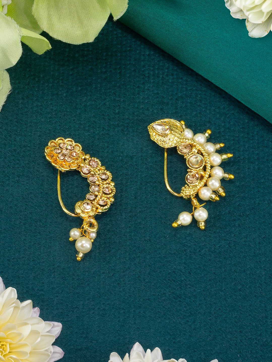 

PRIVIU Gold-Plated Artificial Stones and Beads Ring Nosepin