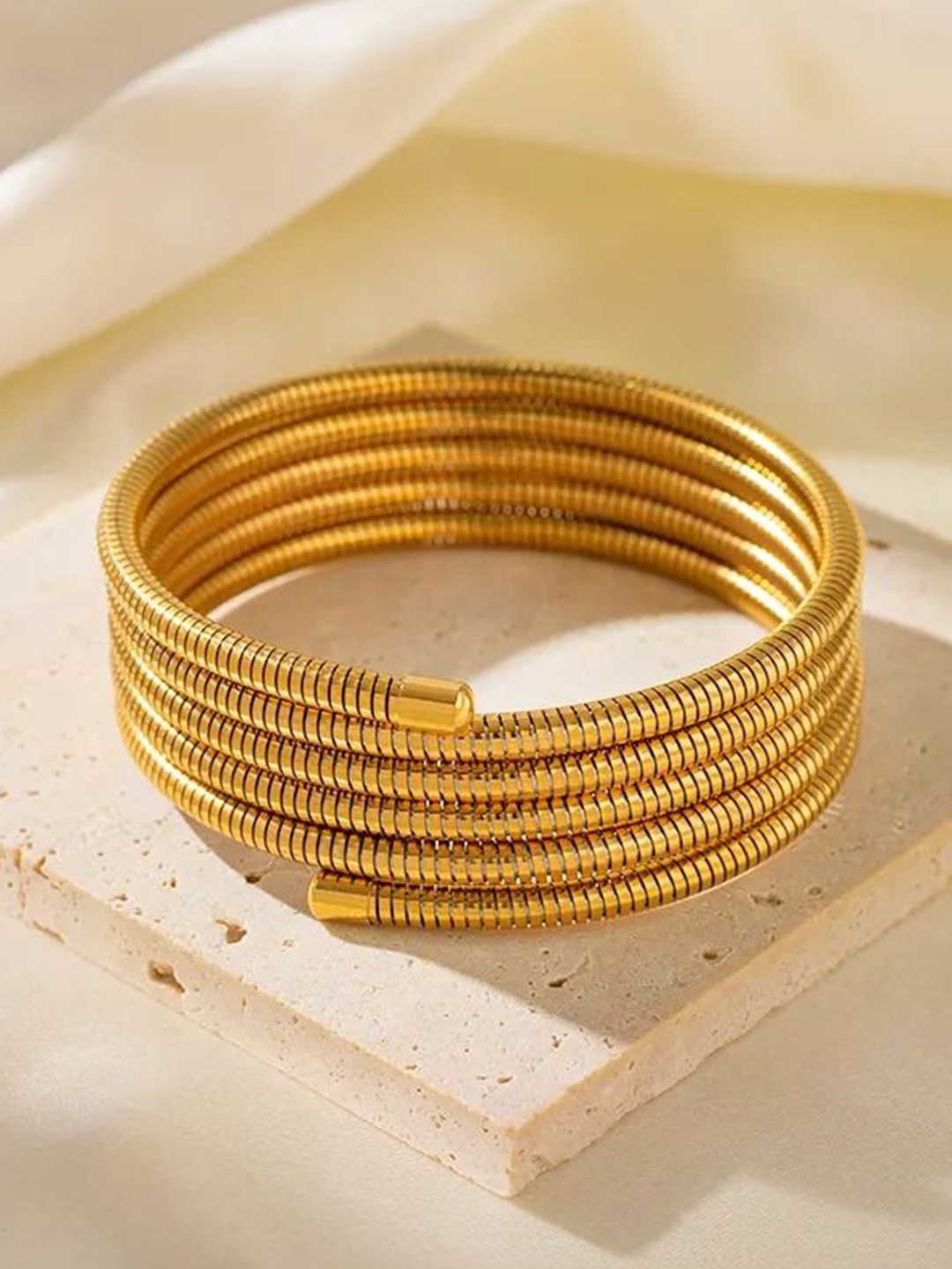 

MEENAZ Women American Diamond Antique Gold-Plated Bracelet
