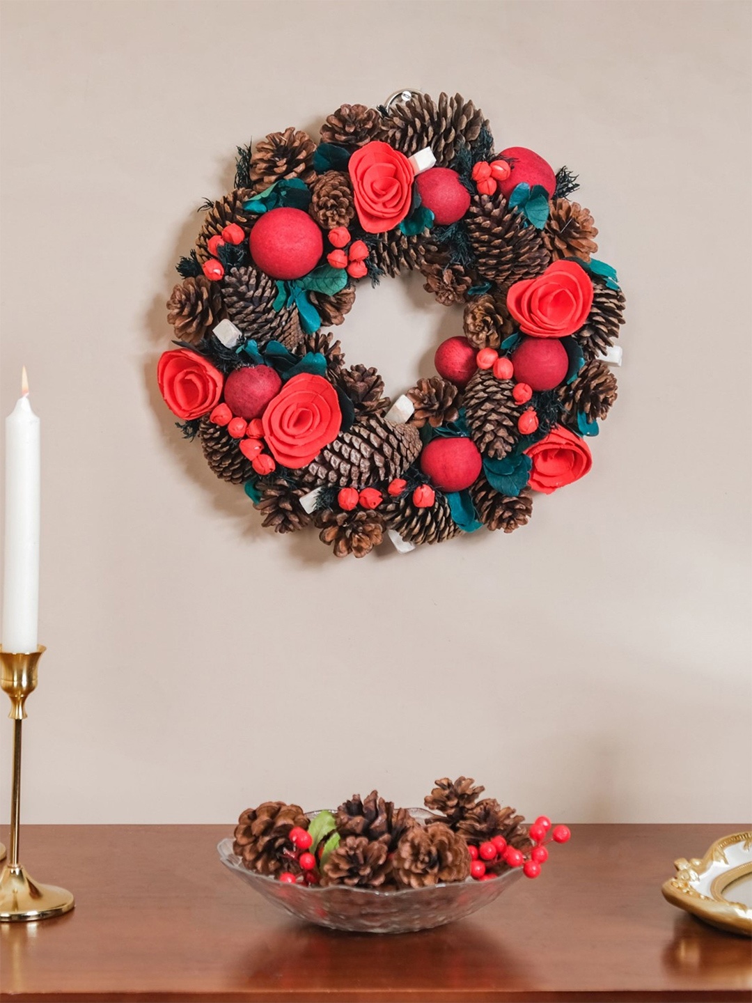 

Nestasia Red & Green Flower Christmas Wall Decoration