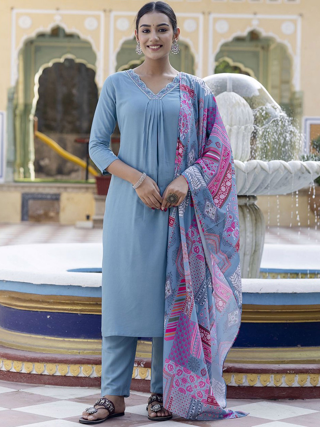 

Navlik Women Regular Beads and Stones Kurta with Trousers & With Dupatta, Blue