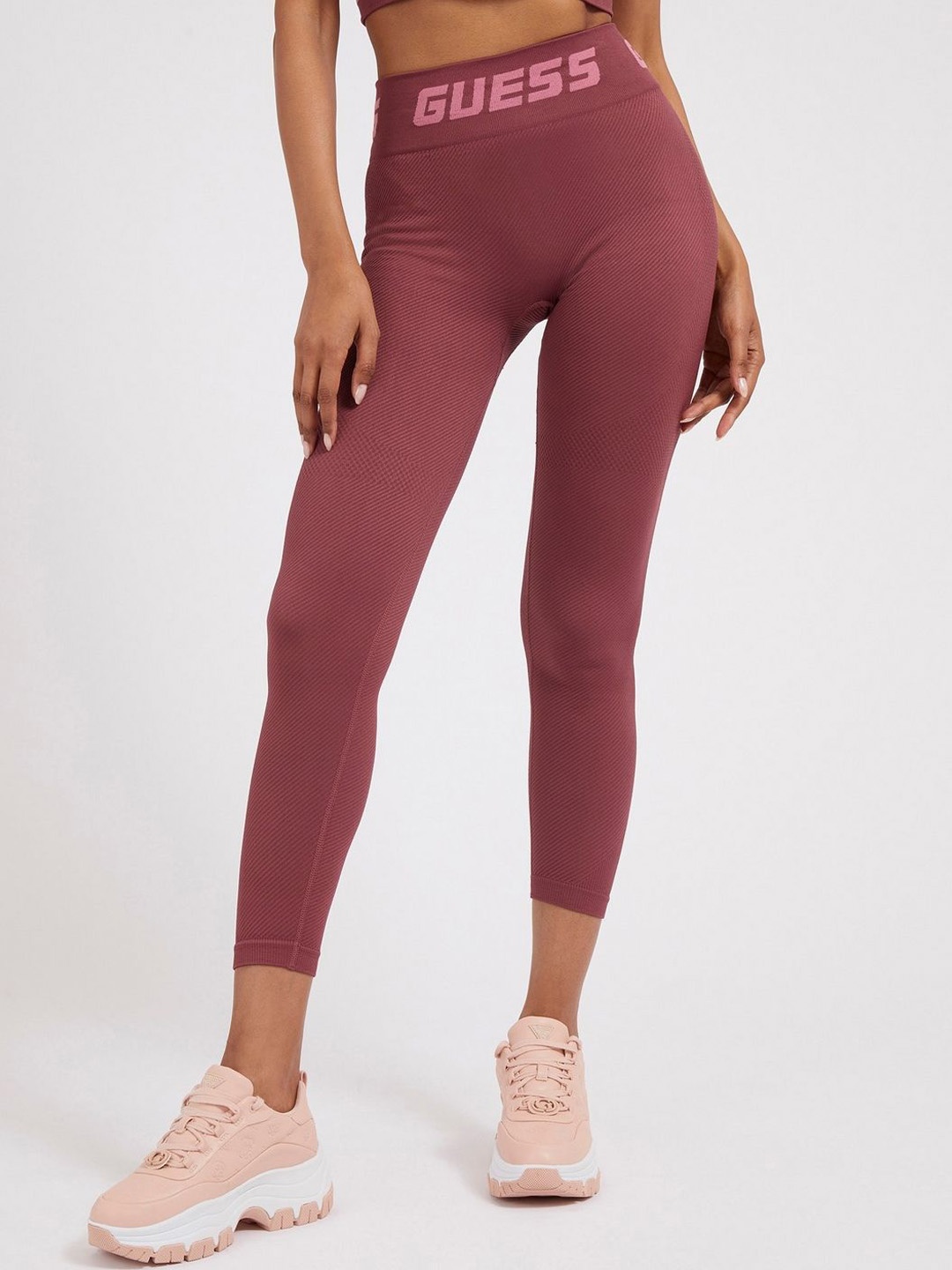 

GUESS Women Solid High-Rise Skinny Fit Tights, Maroon