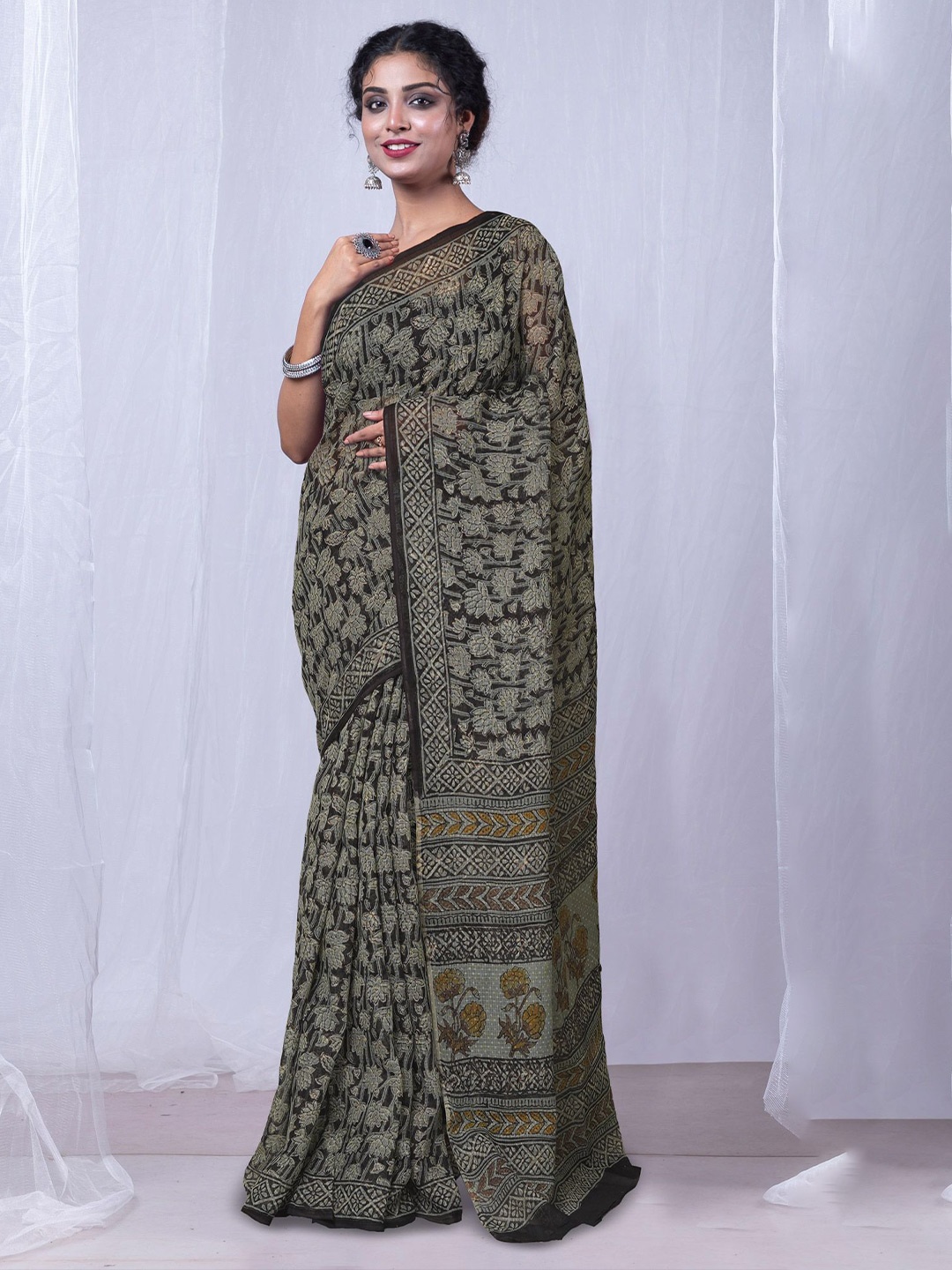 

Unnati Silks Ethnic Motifs Net Handloom Kota Saree, Black