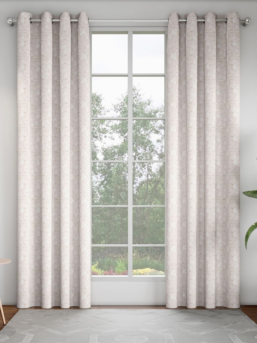 

GM Off White Set of 2 Floral Room Darkening Door Curtain