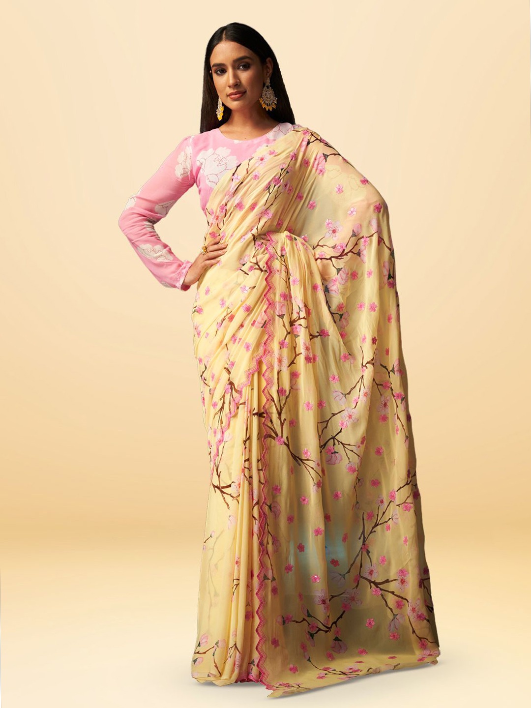 

SARHA Floral Pure Georgette Saree, Yellow