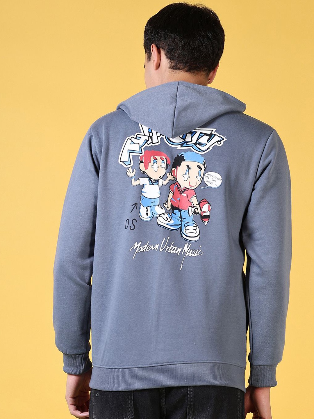 

V-Mart Men Printed Hooded Sweatshirt, Grey
