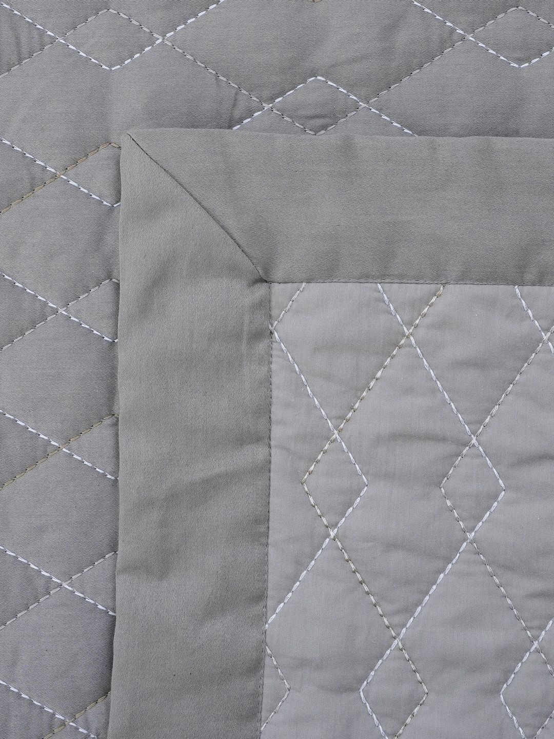 

MASPAR Indigenous Artisan Grey Geometric Single Bed Quilt