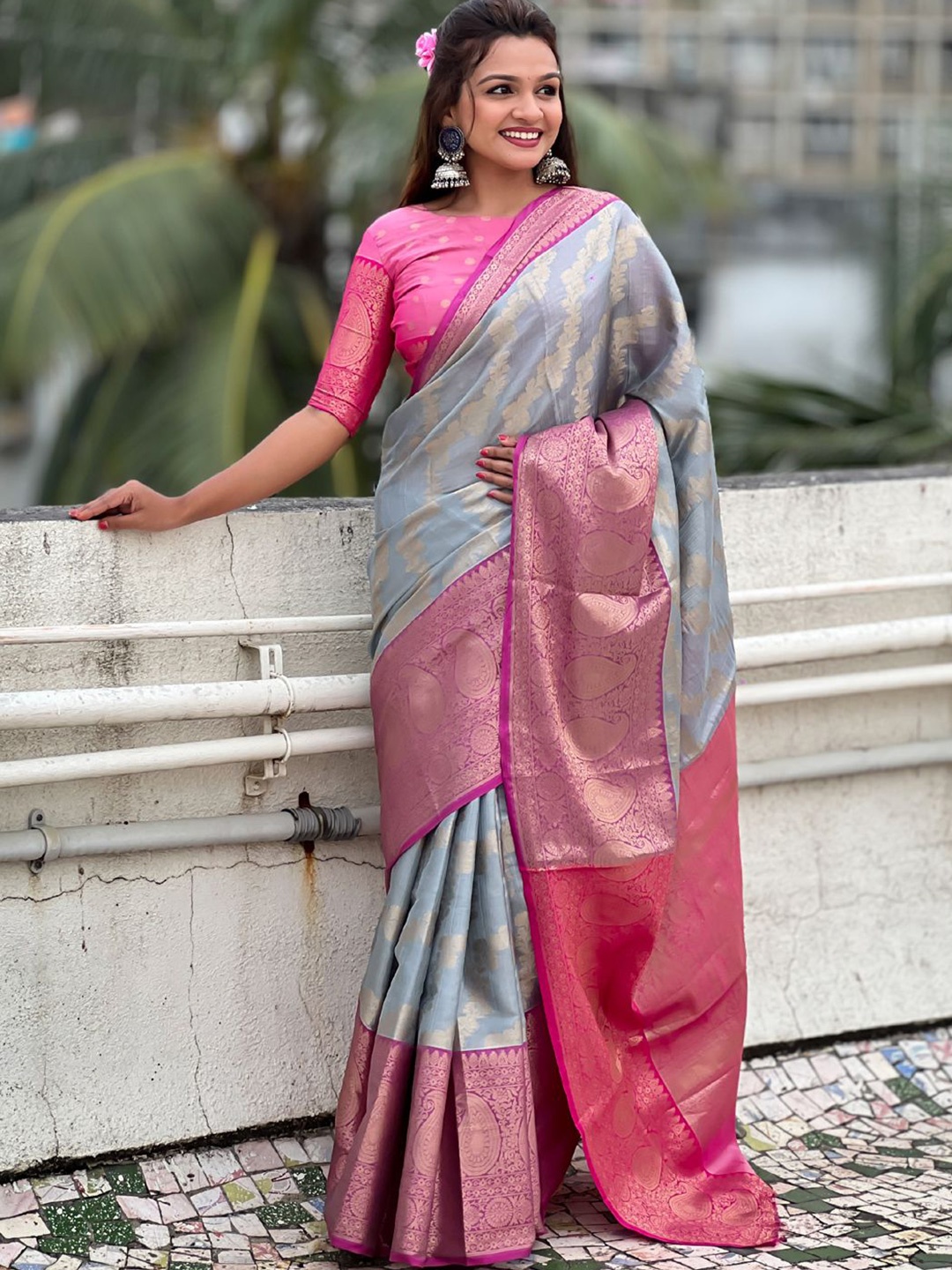 

Mitera Woven Design Zari Tissue Saree, Grey