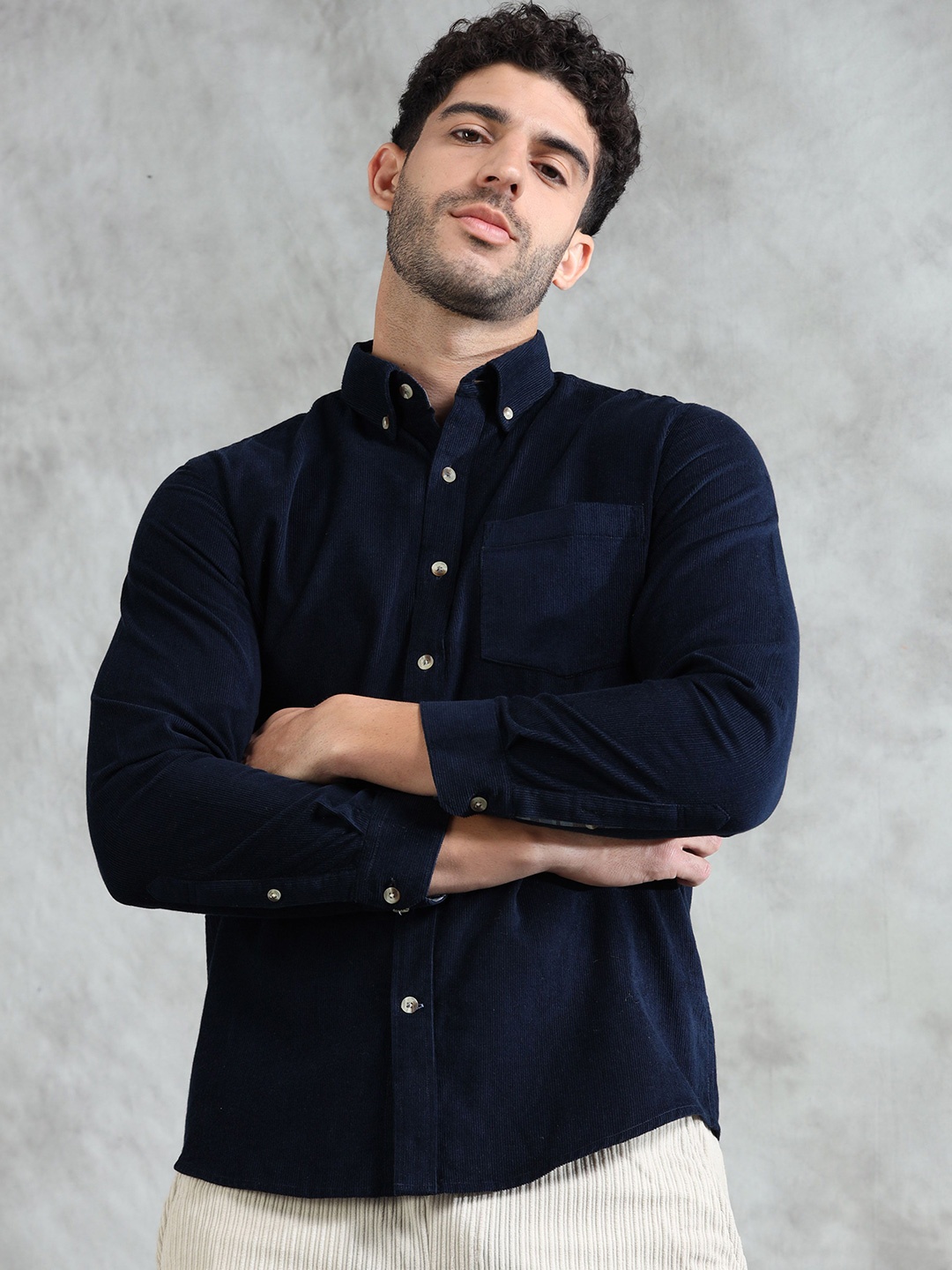 

THE FORMAL CLUB Men Premium Spread Collar Solid Cotton Casual Shirt, Navy blue