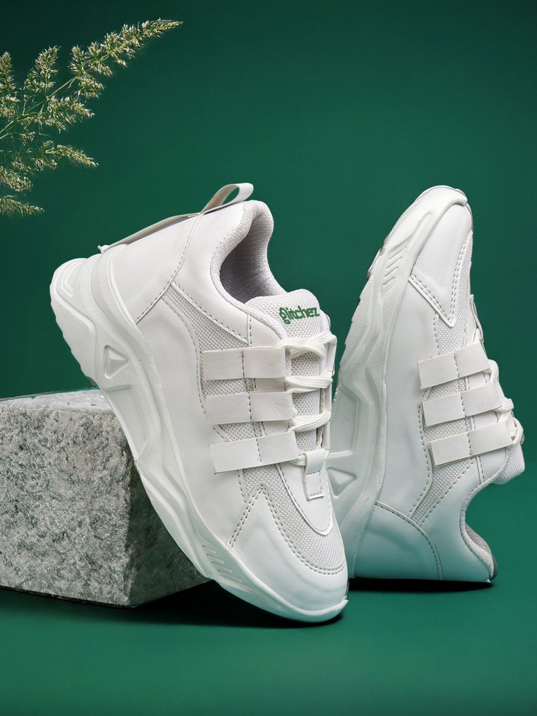 

glitchez Women Sneakers, White