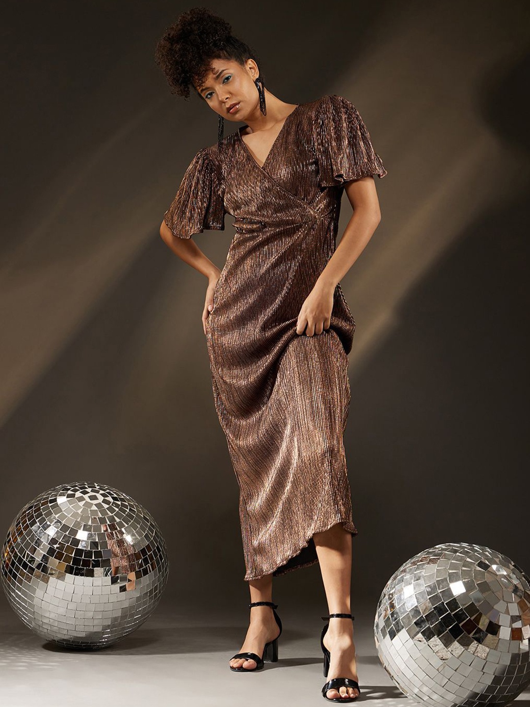 

The Roadster Lifestyle Co Self Design Maxi Dress, Gold