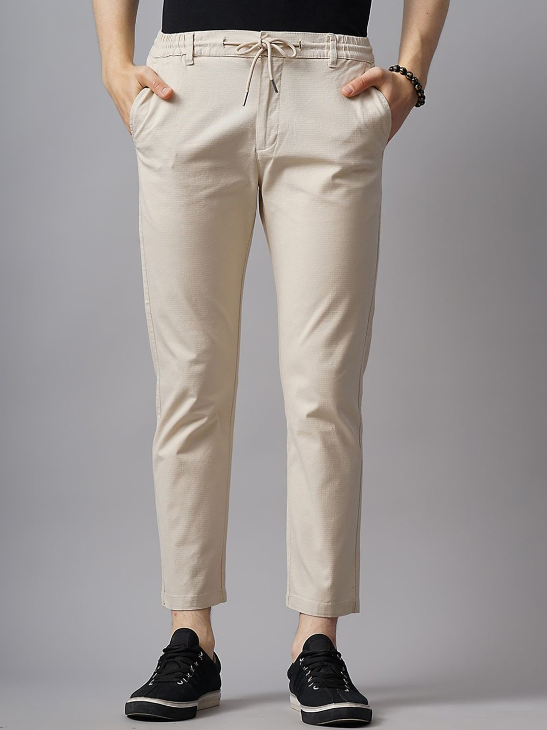 

British Club Men Smart Straight Fit Low-Rise Chinos Trousers, Cream