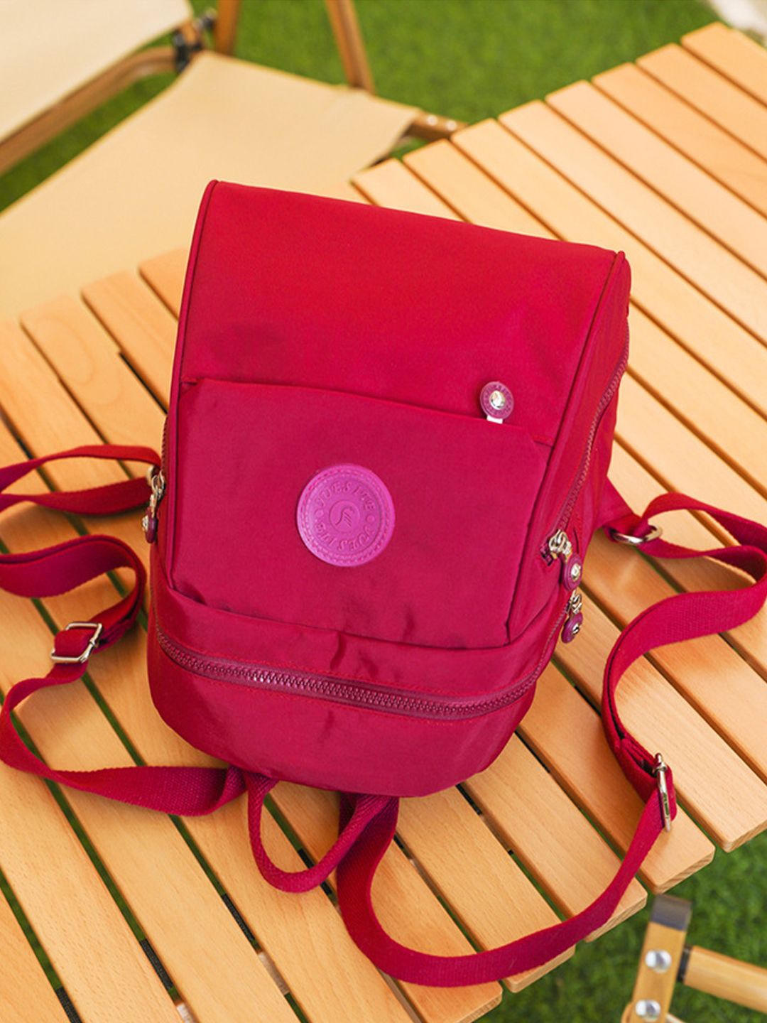 

StyleCast Red Casual Stylish Crossbody Bag, Na