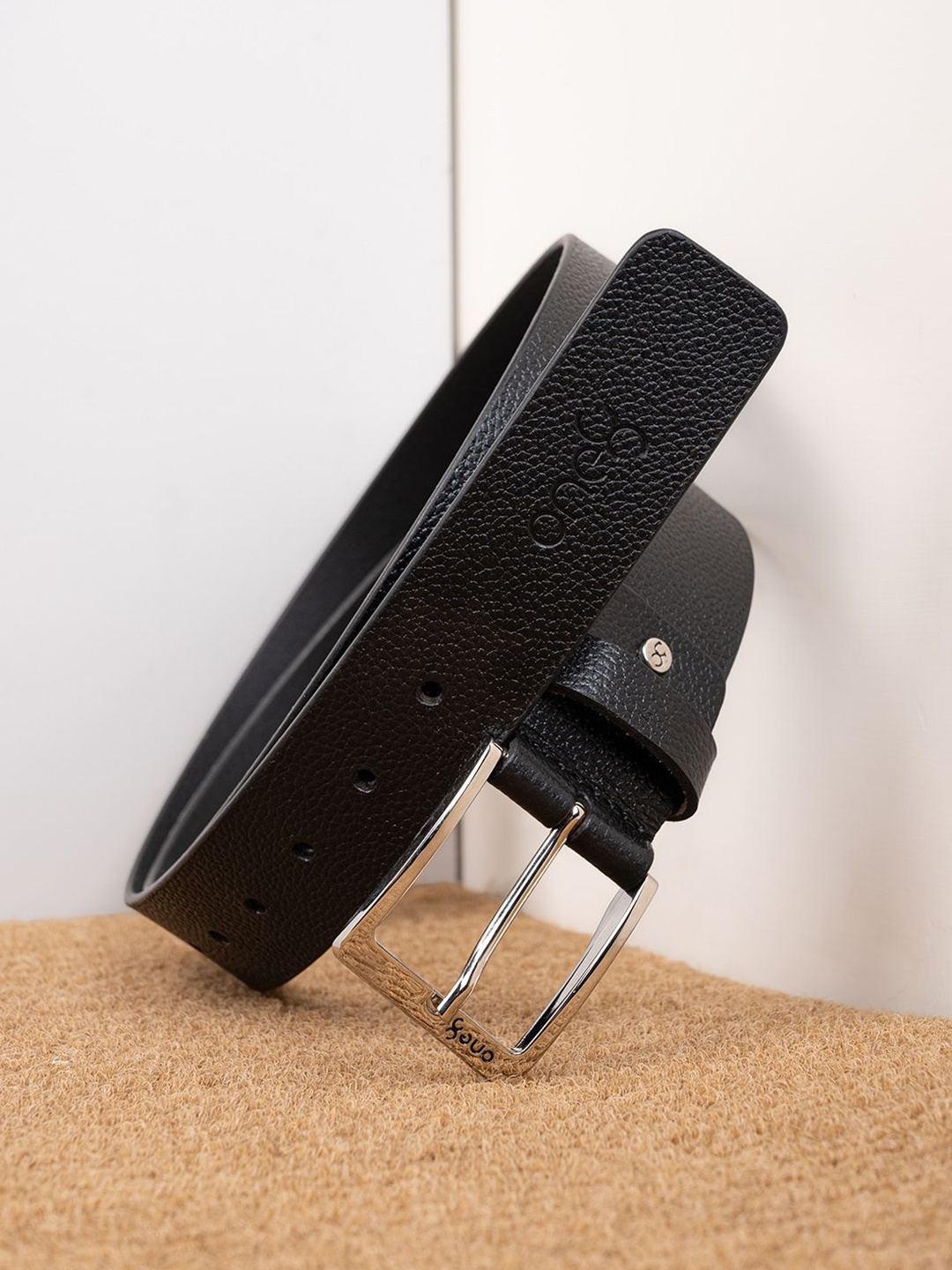 

One8 Men Leather Belt, Black