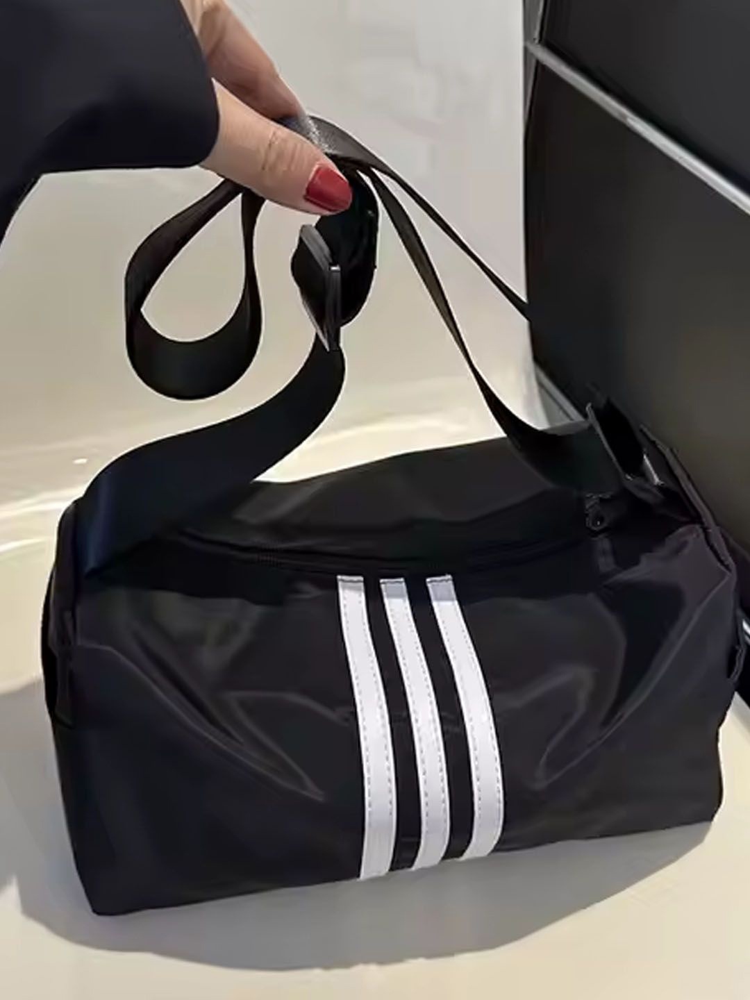 

StyleCast Black Medium Stylish Duffel Bag