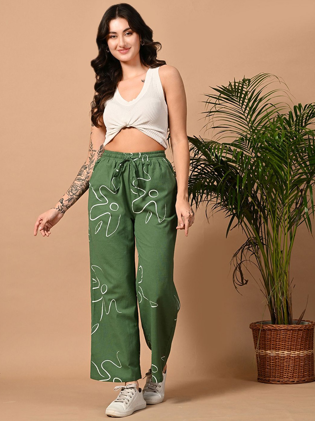 

all about you Women Printed Trousers, Green