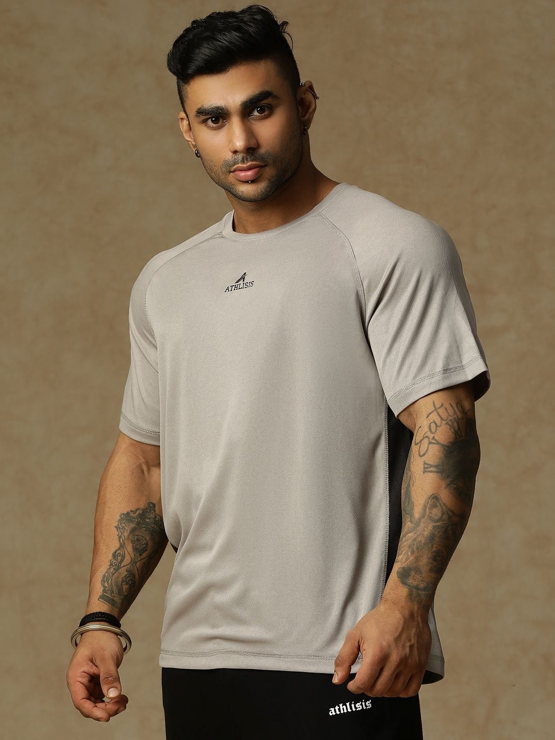 

ATHLISIS Men Dri-FIT Cut Outs Slim Fit T-shirt, Grey