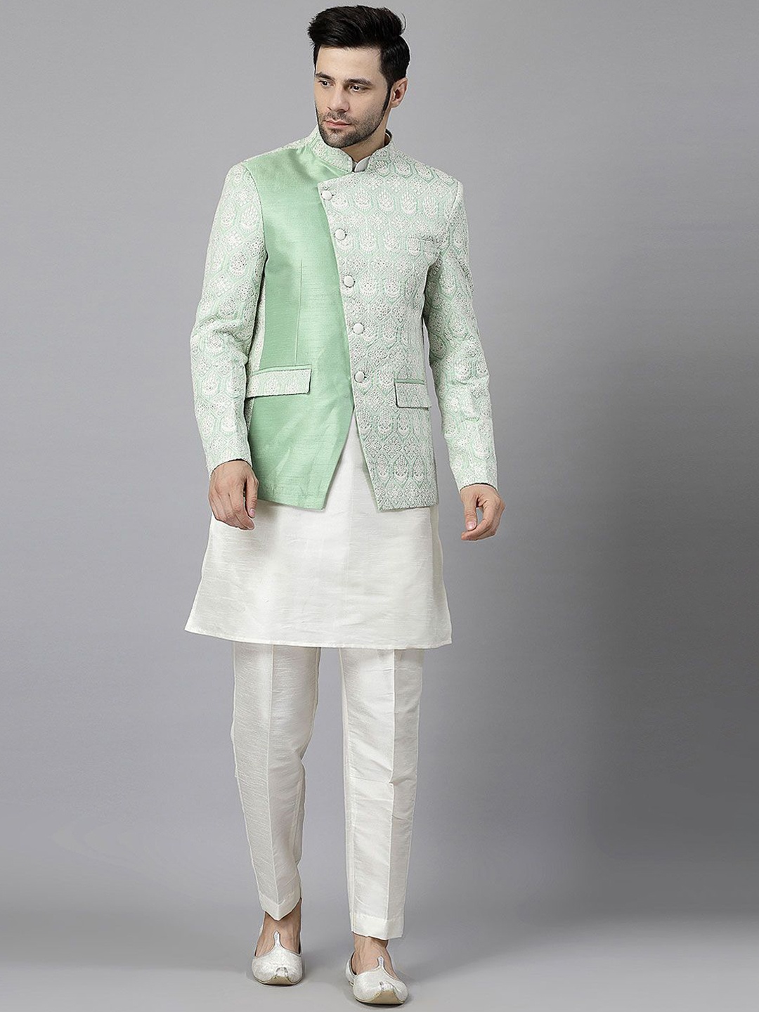 

Utsav Fashion Men Regular Sequinned Dupion Silk Kurta with Trousers, Off white