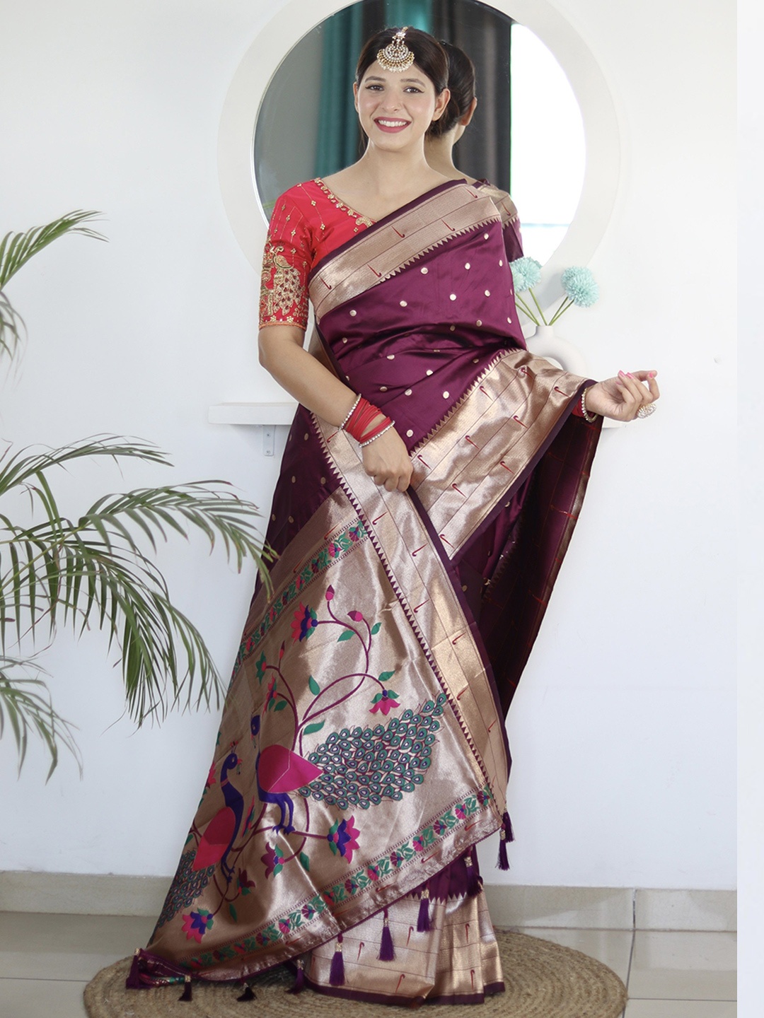 

Anaita Woven Design Zari Silk Blend Paithani Saree, Burgundy
