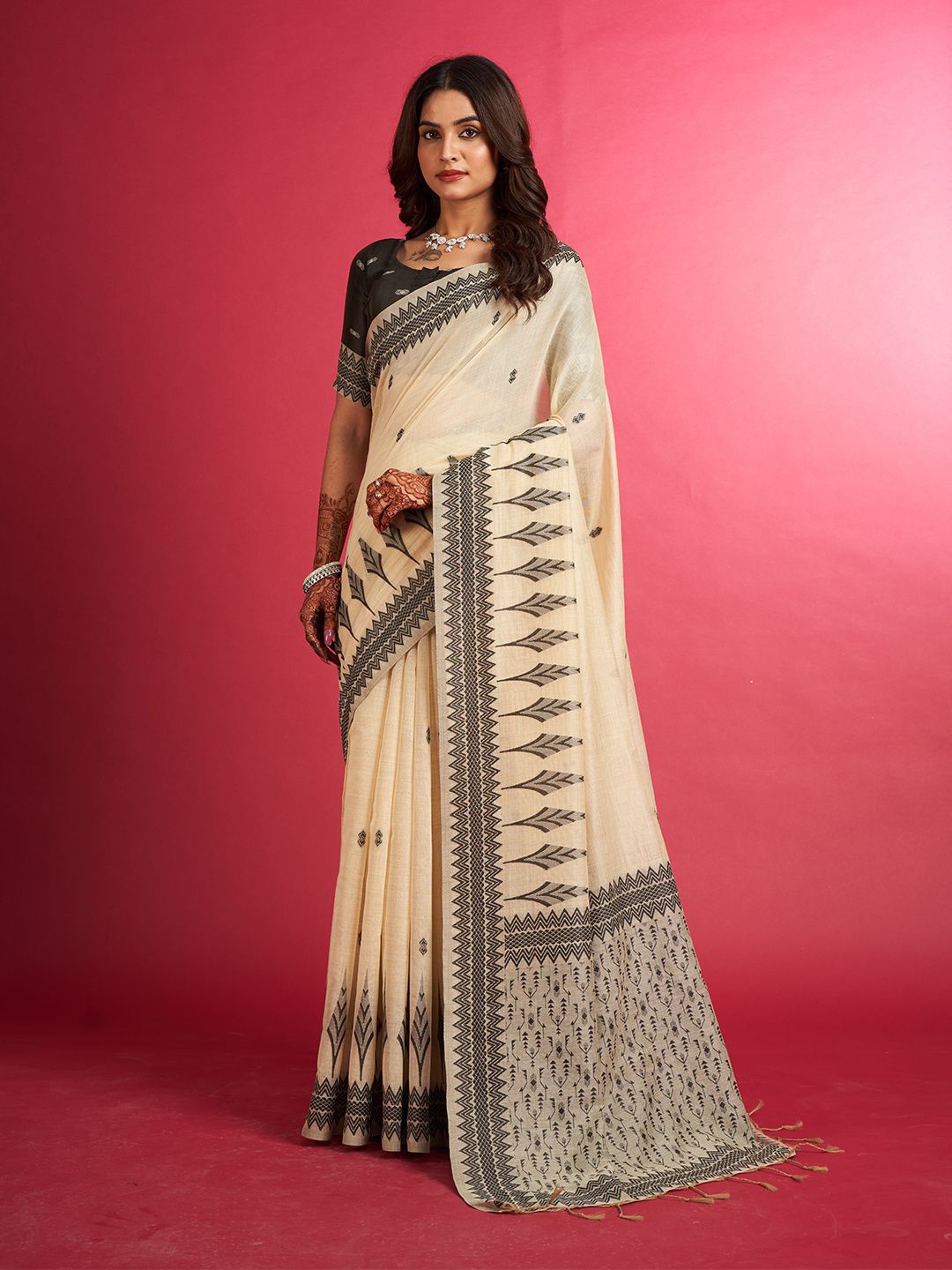 

SARHA Woven Design Silk Cotton Saree, Grey