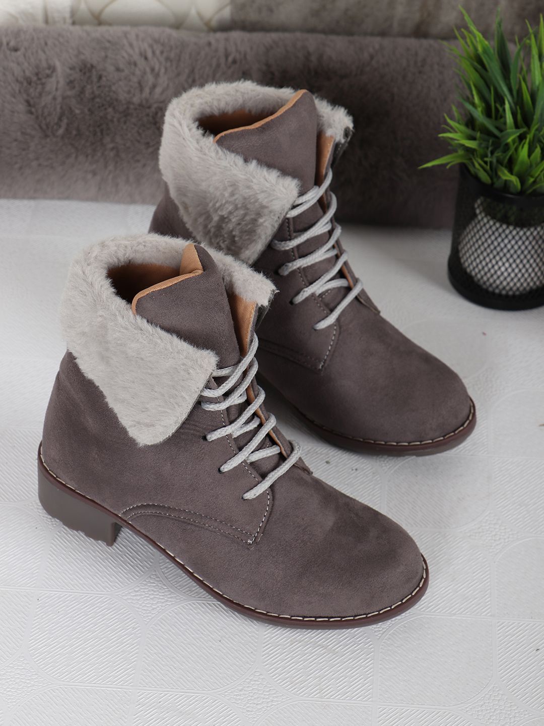 

Denill Women High Ankle Winter Boots, Grey