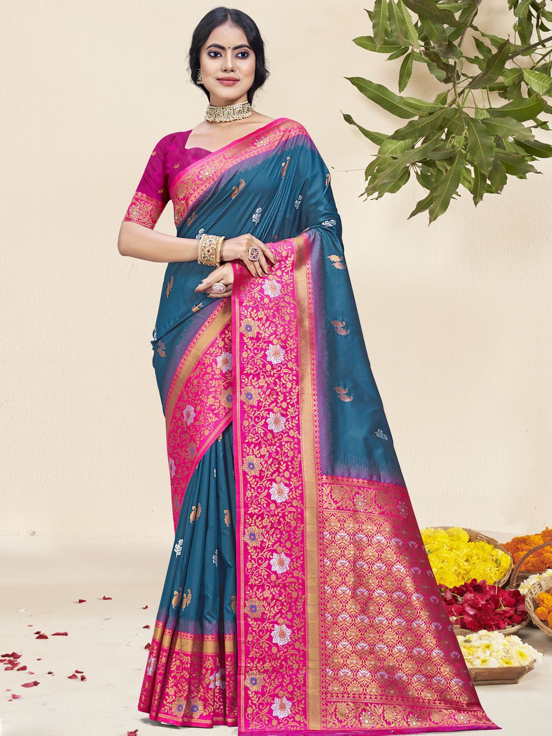 

SANGAM PRINTS Woven Design Zari Silk Blend Tussar Saree, Blue