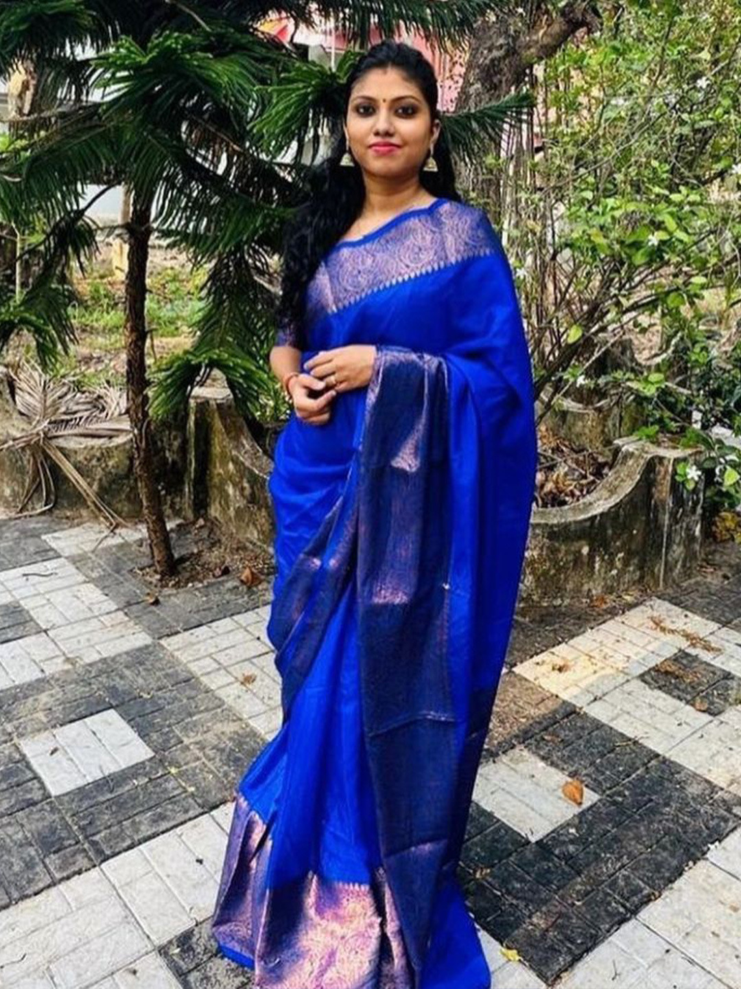 

Jinax Women Woven Design Zari Pure Silk Banarasi Saree With Blouse Piece, Blue