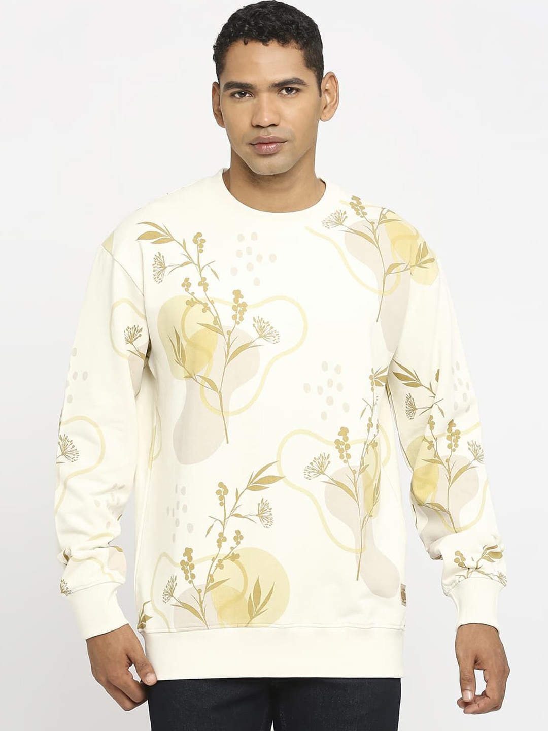 

Basics Men Printed Sweatshirt, Beige