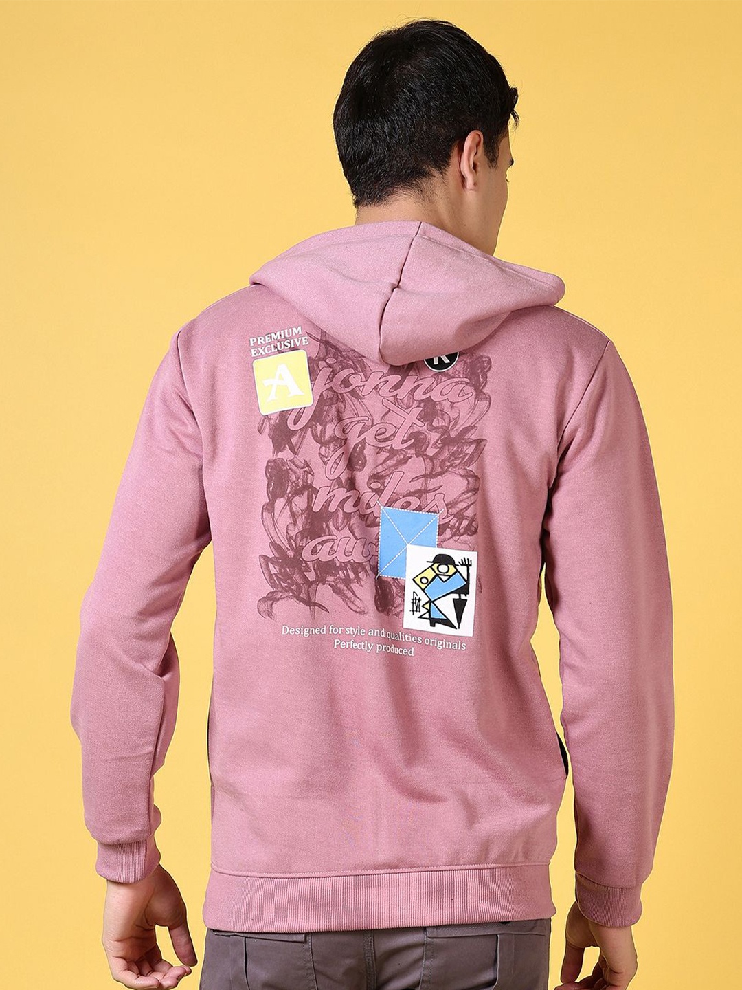 

V-Mart Men Printed Hooded Sweatshirt, Pink