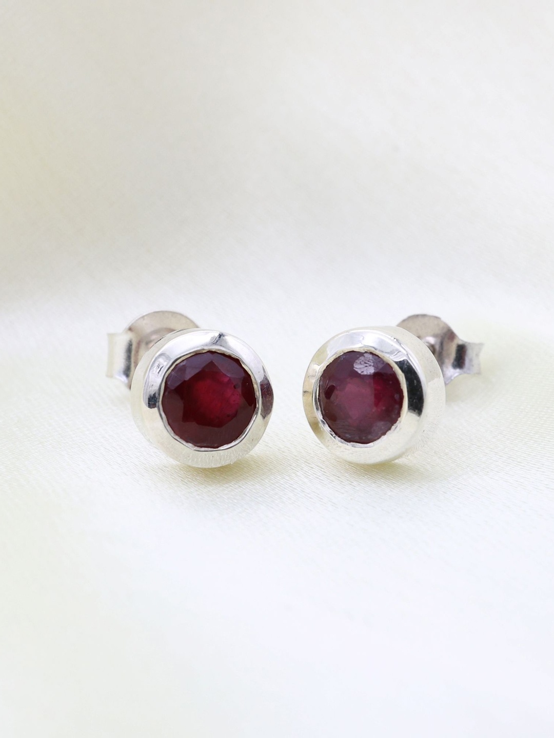 

HIFLYER JEWELS Circular Studs Earrings, Red