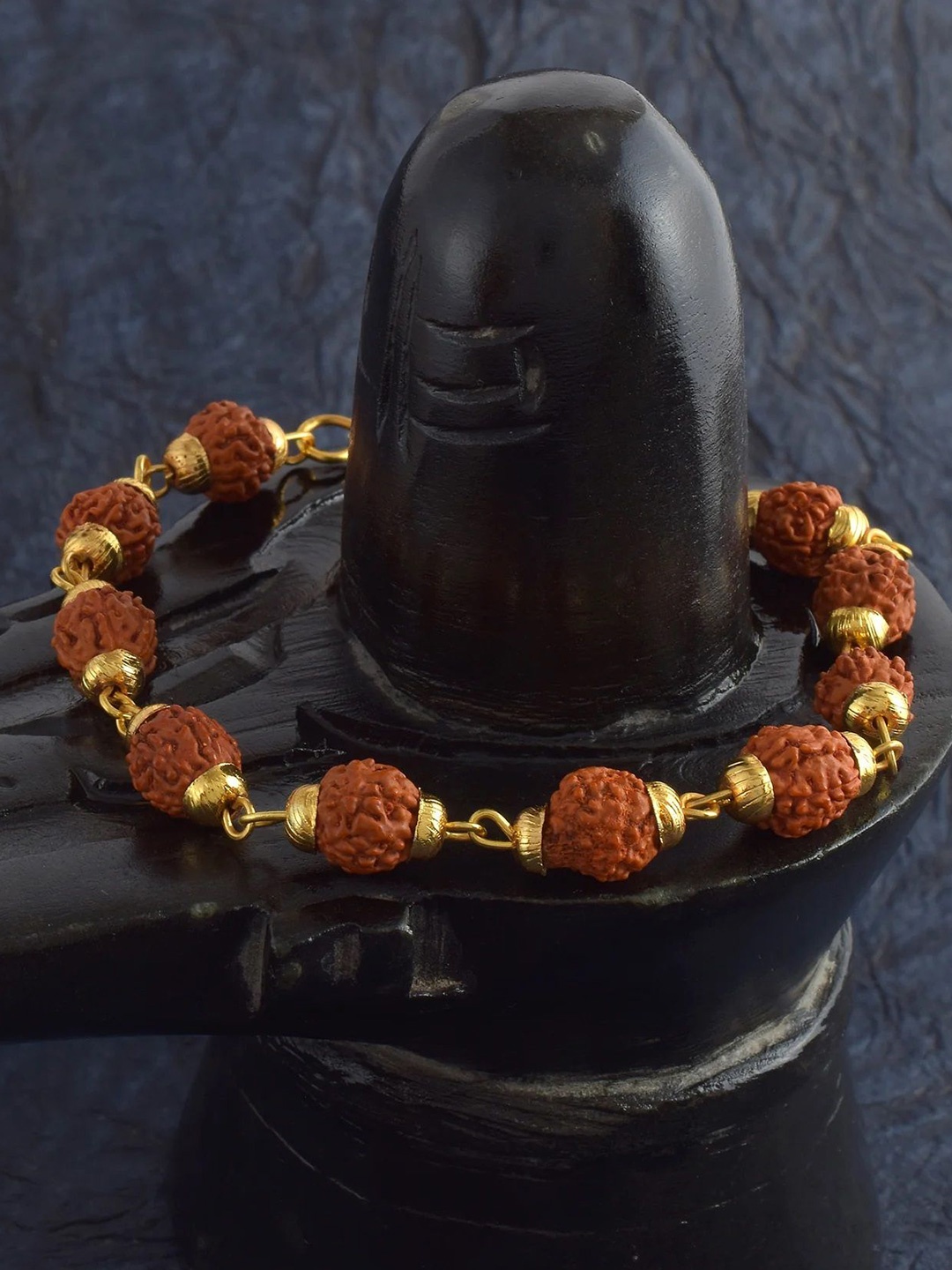 

RUHI COLLECTION Unisex Gold-Plated Wraparound Bracelet