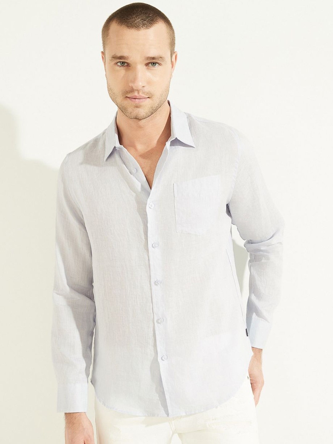 

GUESS Men Slim Fit Opaque Casual Shirt, Blue