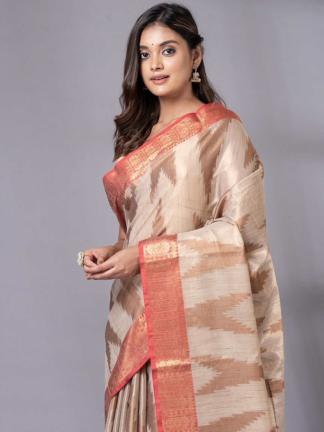 

VIBHAVARI Woven Design Zari Silk Cotton Saree, Beige