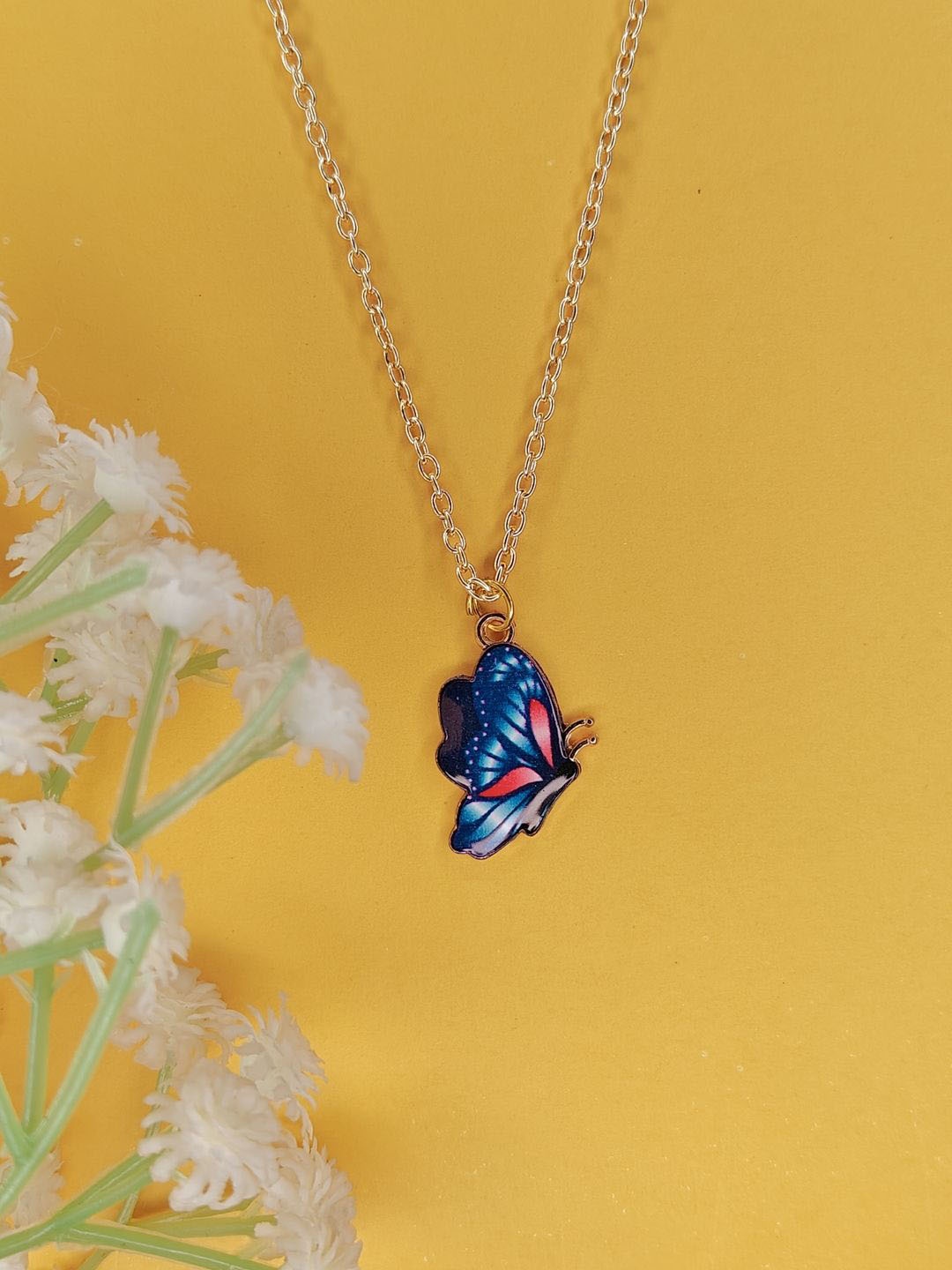 

NVR Gold-Plated Quirky Pendants with Chains