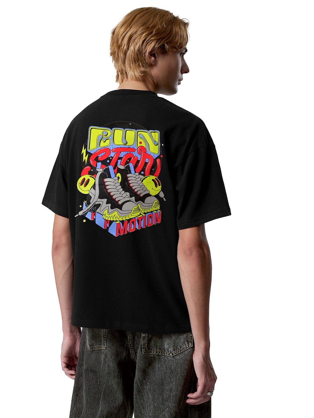 

SONIBROS Men T-shirt, Black